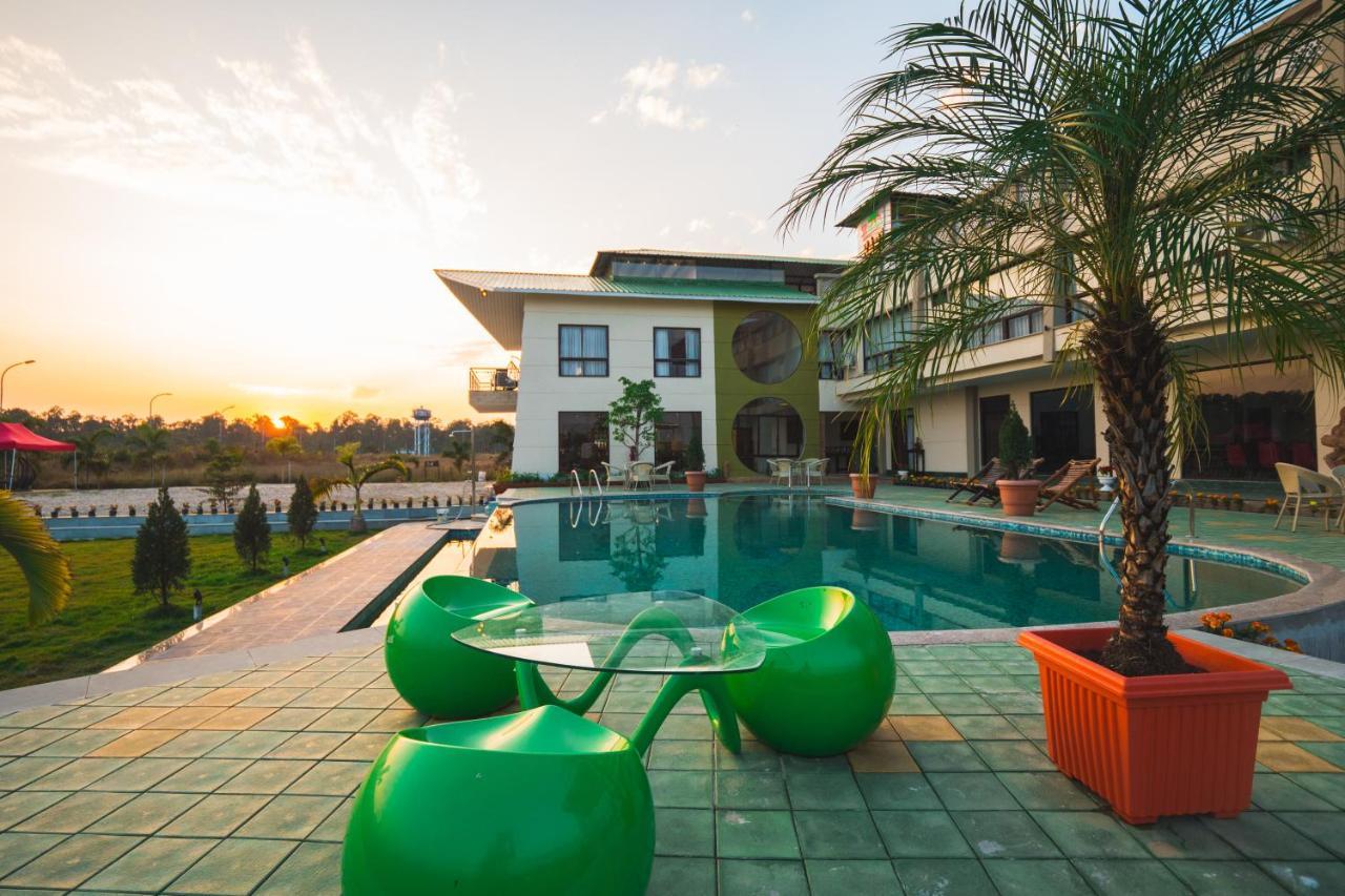 La Vita Nuova Resort Shaugaon Dış mekan fotoğraf