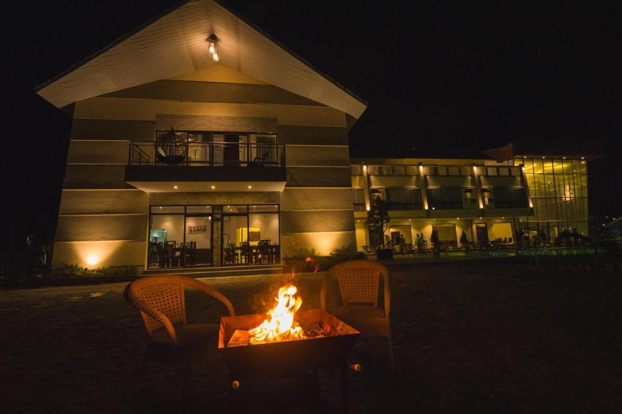 La Vita Nuova Resort Shaugaon Dış mekan fotoğraf